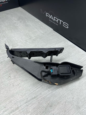 BMW E90 E92 E60 E63 E64 E84 E89 Gas Pedal Accelerator Module Unit 6772646 OEM