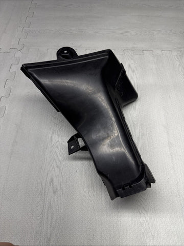 BMW 21-26 G80 G82 G83 M3 M4 FRONT RIGHT BRAKE AIR DUCT 51748072098 ORIGINAL