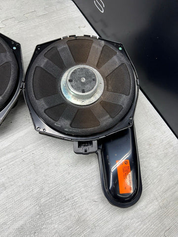 BMW 06-10 E64 650i M6 SUBS SUBWOOFERS LOGIC7 HIFI OEM 6943081