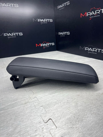 BMW G87 M2 G42 M240I COUPE FRONT CENTER CONSOLE ARM REST COVER LID BLACK
