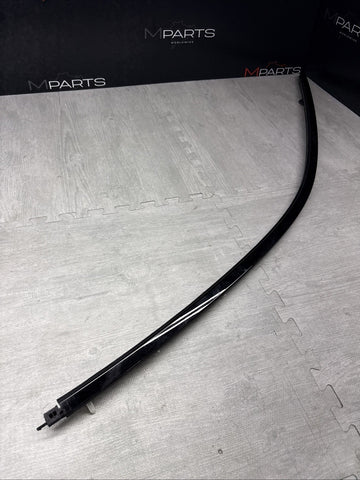 BMW 21-25 G82 M4 Coupe Left Driver Door Over Glass Roof Molding Gloss Black OEM