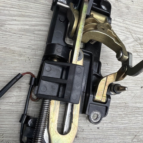 01-06 BMW E46 325 330 M3 - Convertible Top Latches Motors  - 7031361 7031362 OEM