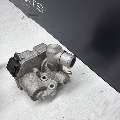 BMW E60 E61 M5 E63 E64 M6 IDLE VALVE ACTUATOR CONTROL UNIT 7834495 *Cracked*