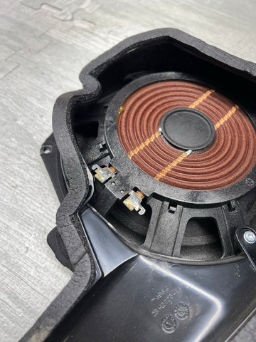 BMW 06-10 E64 650i M6 SUBS SUBWOOFERS LOGIC7 HIFI OEM 6943081