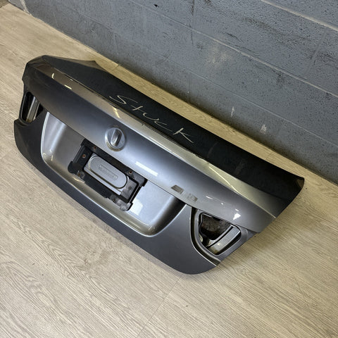 (PICKUP ONLY) 09-11 BMW E90 M3 Sedan Rear Trunk Deck Lid Space Grey LCI OEM