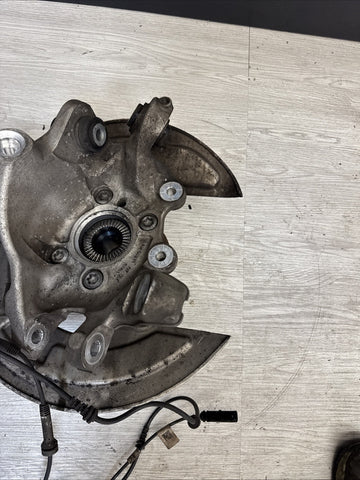 BMW F90 F91 M8 2019-2022 Rear Right Spindle Hub 809298001