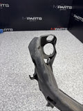 BMW 08-13 E90 E92 E93 M3 RIGHT FRONT HEADLIGHT BRACKET 51648040552 8040552