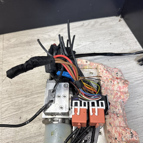 07-13 OEM BMW E93 M3 328 335 Convertible Hardtop Roof Pump Hydraulic Motor Unit