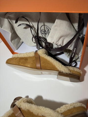 NEW Hermes Oz Mule in Suede Natural Shearling Silver Kelly Buckle Size 37