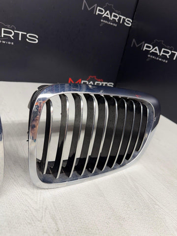 BMW OEM 01-06 E46 M3 Front Kidney Grilles Chrome 51138208685 51138208686