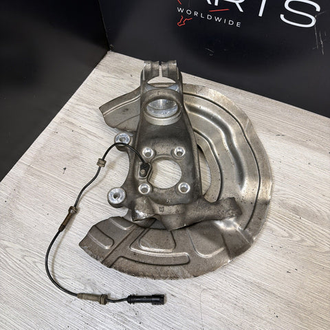 15-20 OEM BMW F80 F82 F83 M3 M4 Front Left Hub Spindle Knuckle Wheel *Notes*