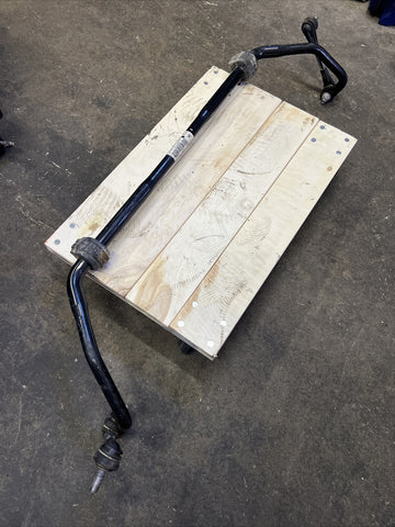 17-20 BMW G30 530 Front Anti Roll Sway Bar Swaybar 6873473 OEM