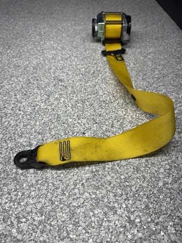 Seat Belts Retractors Yellow Seatbelts Porsche 718 Cayman GT4 RS GT4RS 17-25