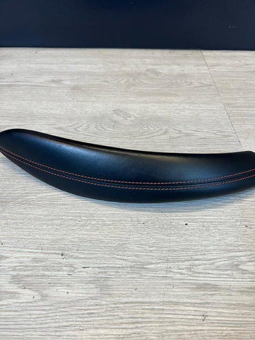 15-20 BMW F82 F83 M4 FRONT LEFT INTERIOR DOOR PULL HANDLE BLACK LEATHER 8057637