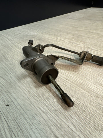 01-02 BMW Z3 M Z3M 5 SPEED MANUAL SHIFTING PUMP SLAVE CYLINDER + HOSE