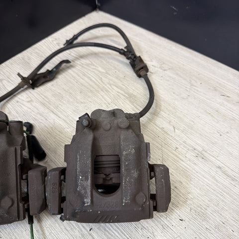 94-02 BMW E36 M3 BRAKE CALIPERS REAR OEM
