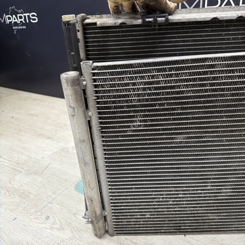 08-13 BMW E90 E92 E93 M3 S65 MAIN ENGINE COOLING RADIATOR CONDENSER ASSEMBLY OEM