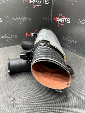 Air Cleaner Filter Box Duct Assembly 315204 318480 OEM 14-16 Ferrari 488