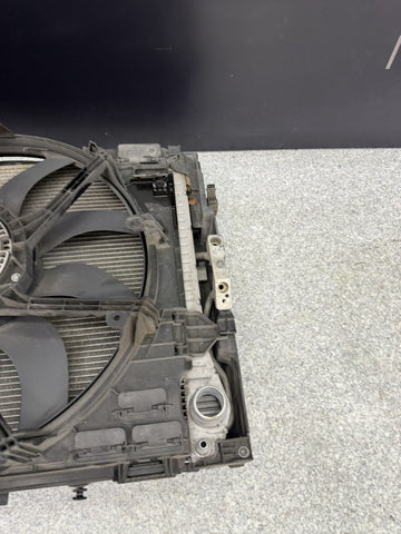 15-20 OEM BMW F80 F82 F83 M3 M4 Electric Radiator Cooling Fan w/Shroud