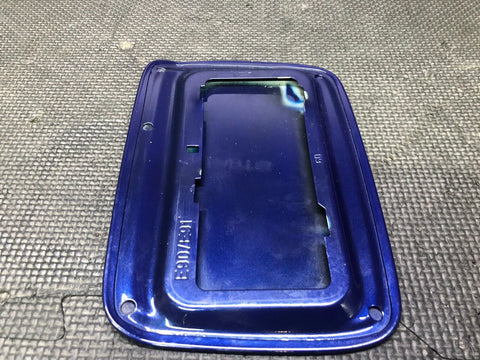 BMW E90 M3 REAR FUEL GAS FILLER CAP COVER DOOR LID BRACKET INTERLAGOS BLUE