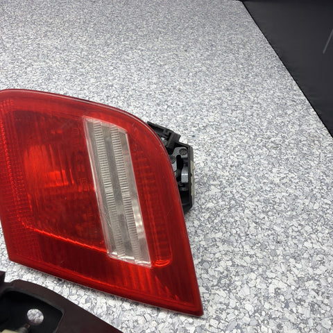 03-06 BMW E46 325 330 M3 Trunk Mounted Inner Tail Lights 6920706