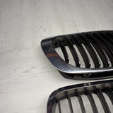 BMW E46 M3 01-06 Hood Grille Chrome OEM Left Right Pair *Broken Tabs*