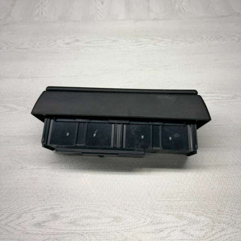 96–02 BMW Z3 Roadster/Coupe Center Console Cassette Box Holder OEM 1387031*Notes