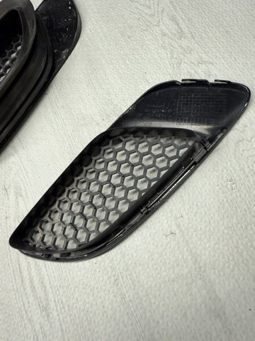 08-13 BMW E90 E92 E93 M3 Hood Scoops Jet Black Pair 8042978