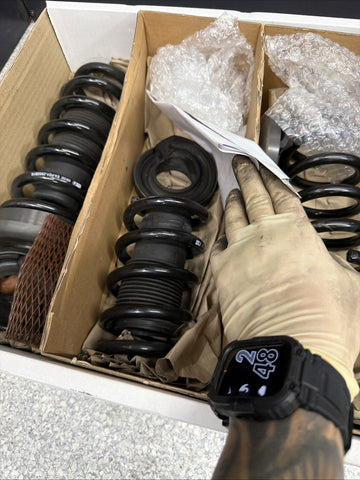 Lamborghini Huracan Evo 2021 OEM Shock Spring Set 9k Miles
