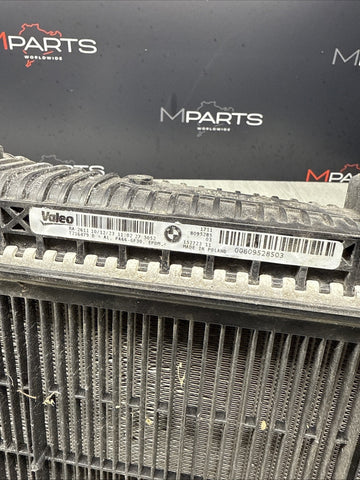 BMW 21-26 G80 G82 G83 M3 M4 Front Auxiliary Cooling Radiator Assembly OEM