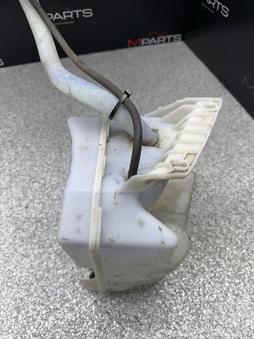 BMW 01-06 E46 330 M3 Washer Fluid Tank Reservoir W/ Headlight Washer 61677895231