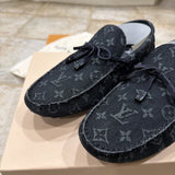 Louis Vuitton LV Driver Mocassin Black Size 9 Authentic Designer *Notes*