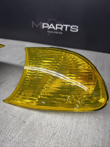 02-06 BMW E46 325 328 M3 Corner Lights Lamps Yellow Film 6919651 6919652