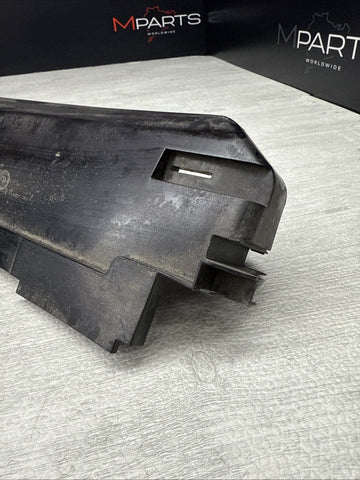20-25 BMW F90 F92 F93 M5 M8 Front Radiator Upper Support Cover Shield