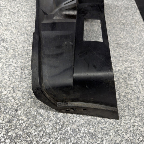 01-06 BMW E46 M3 FRONT BUMPER COVER GUARD BRACKET RIGHT 2695248