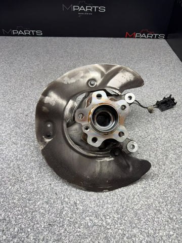 BMW 1 2 Series F70 F74 Driver O/S Right Front Wheel Carrier Hub OEM 6890172