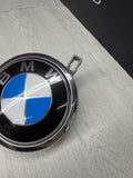 04-10 BMW 640 650i M6 Convertible Rear Trunk Lid Emblem Logo Handle 7200896 OEM