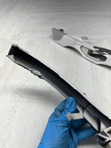 BMW E46 M3 01-06 FRONT HEADLIGHT TRIMS MOLDINGS PAIR ALPINE WHITE