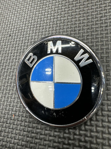 01-06 BMW E46 325 330 M3 CONVERTIBLE TRUNK EMBLEM LOGO BADGE 7019946 OEM