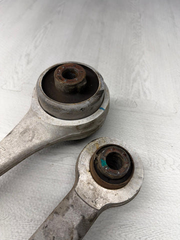 24-26 FORD MUSTANG FRONT RIGHT LOWER CONTROL ARM SET OEM 2K MILES