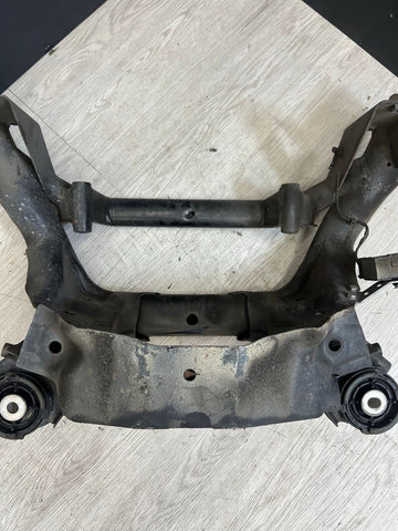 01-06 BMW E46 M3 REAR SUSPENSION SUBFRAME AXLE CARRIER CRADLE