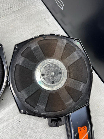BMW 06-10 E64 650i M6 SUBS SUBWOOFERS LOGIC7 HIFI OEM 6943081