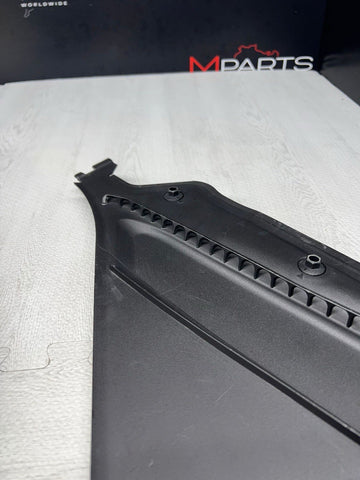 15-20 BMW F80 F82 F83 M3 M4 WINDSHIELD WIPER COWL COVERS TRIM PANELS 8059697