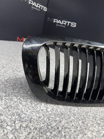 BMW 01-06 E46 M3 Front Kidney Grilles Gloss Black Set