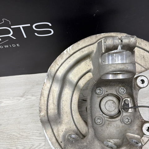 15-20 OEM BMW F80 F82 F83 M3 M4 Front Right Hub Spindle Knuckle Wheel Bearing