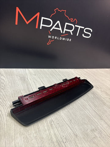 11-17 BMW F10 528I 535I 550I M5 REAR CENTER THIRD BRAKE LIGHT LAMP