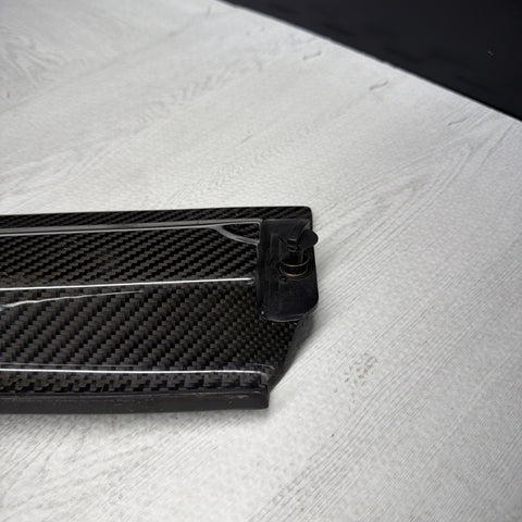 BMW E46 M3 01-06 Cabin Filter Cover Lid Carbon Fiber *Lifting Carbon*