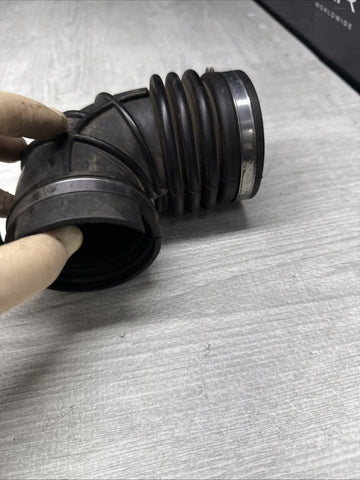 INTAKE TUBE ELBOW BOOT OEM GENUINE BMW 3 E36 325i 13541738757 13541730126