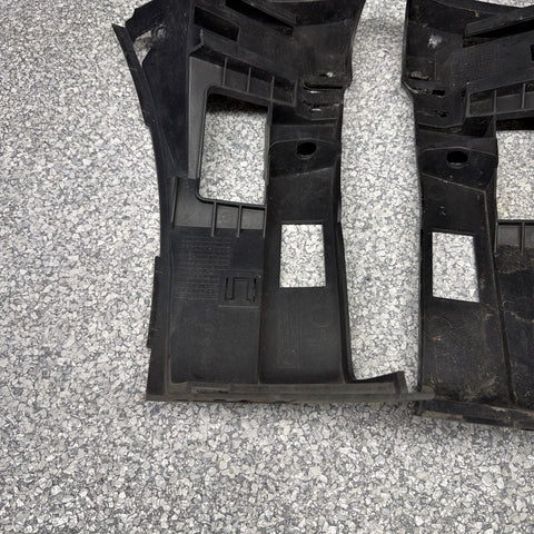 01-06 BMW E46 M3 FRONT BUMPER COVER GUARDS BRACKETS 2695247