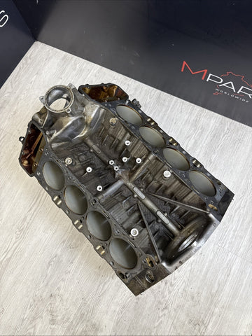 08-13 OEM BMW E90 E92 E93 M3 S65 Engine Motor Cylinder Block Bare *Scoring